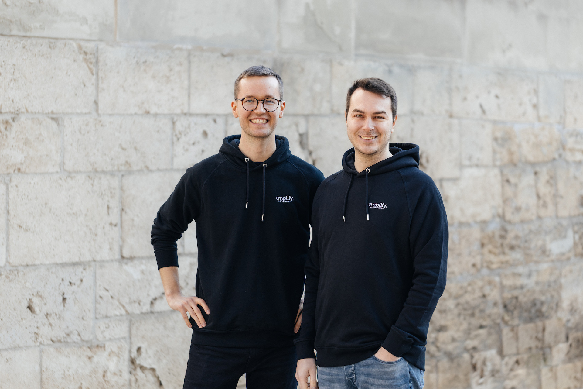 emplify-software-GmbH - Geschäftsführer Julian Huber und Geschäftsführer Dominik Müller